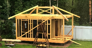 Сарай из бруса 100х100 в Таганроге - строительство под ключ | Строй-Тгн от 41636 руб.